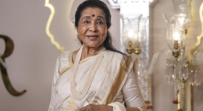 गायिका आशा भोसलेको निधन